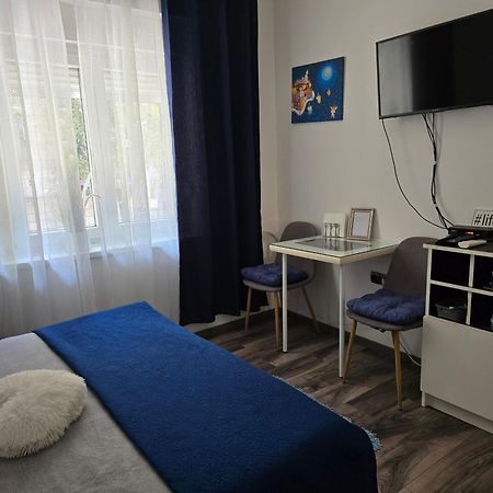 Nicky&Lucky Rooms Split Exteriör bild